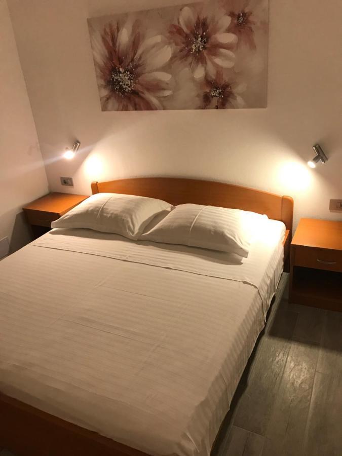 Hvar Apartments Felix Đảo Hvar Ngoại thất bức ảnh